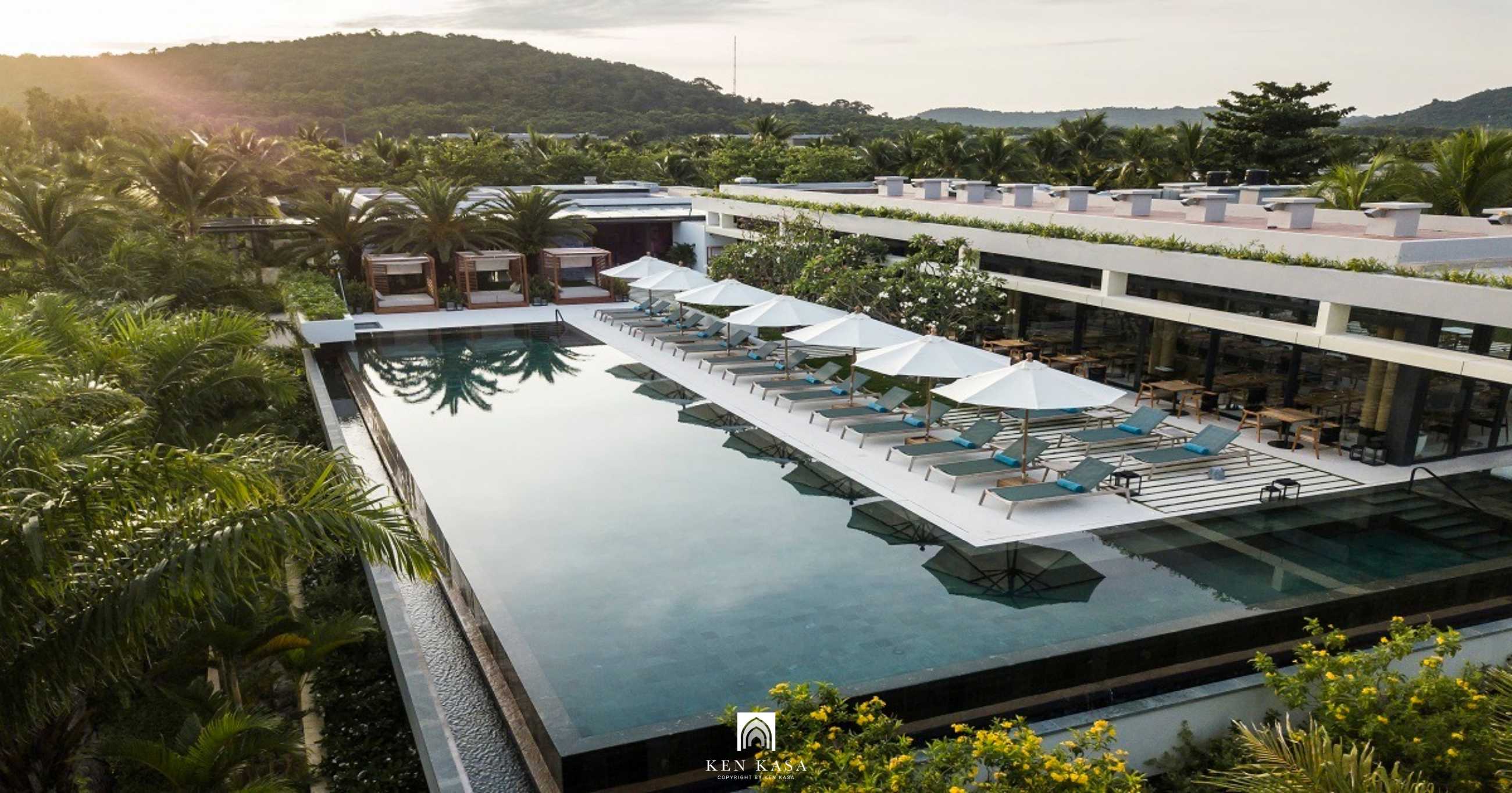 Bể bơi tại Sailing Club Signature Resort Phu Quoc